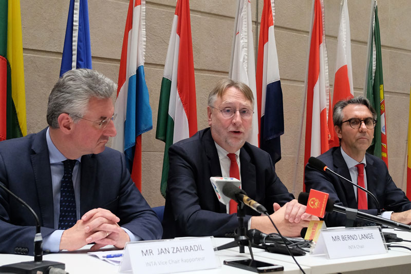 EP officials hail Vietnam’s readiness for EVFTA, IPA