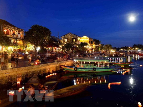 Hoi An takes measures to reduce single-use plastic products