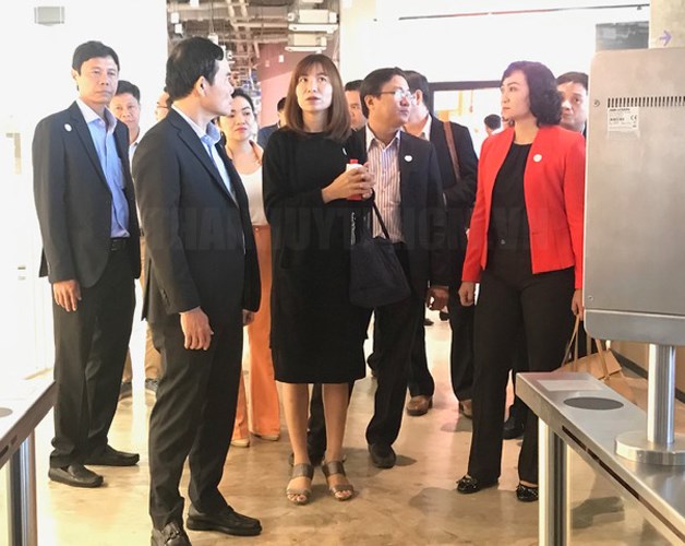 Ho Chi Minh city, Bangkok share experience on climate change adaptation