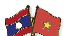 Vietnamese leaders congratulate Laos on 44th National Day