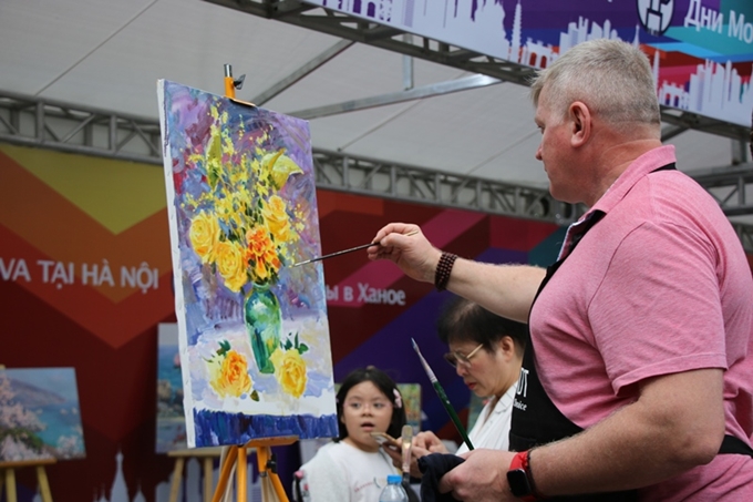 Discovering Russian culture in Hanoi