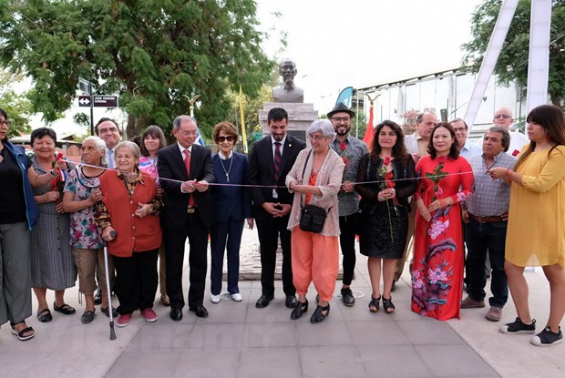 Ho Chi Minh park in Chile upgraded