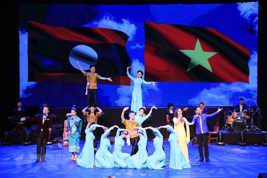 Vietnam Cultural Week 2019 opens in Laos
