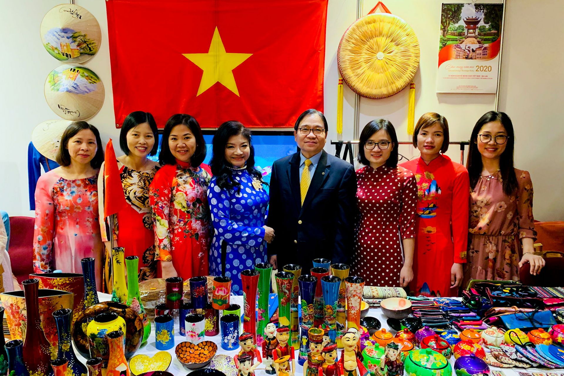 Vietnam joins charity bazaar 2019 in Poland