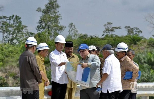 Indonesia asks Singapore to invest in developing new capital