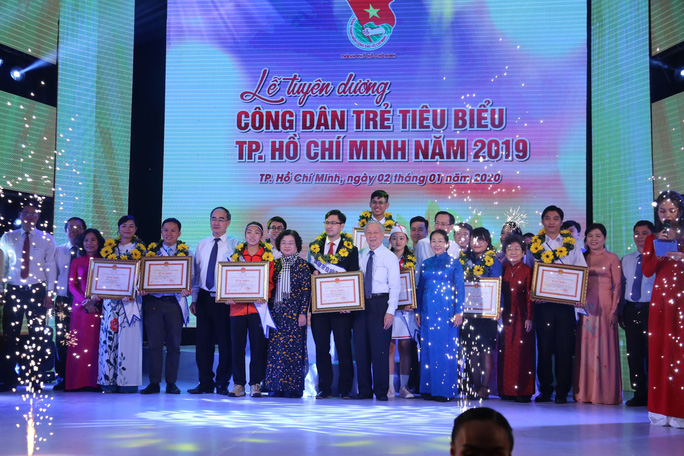 12 excellent young citizens in Ho Chi Minh city in 2019 honored