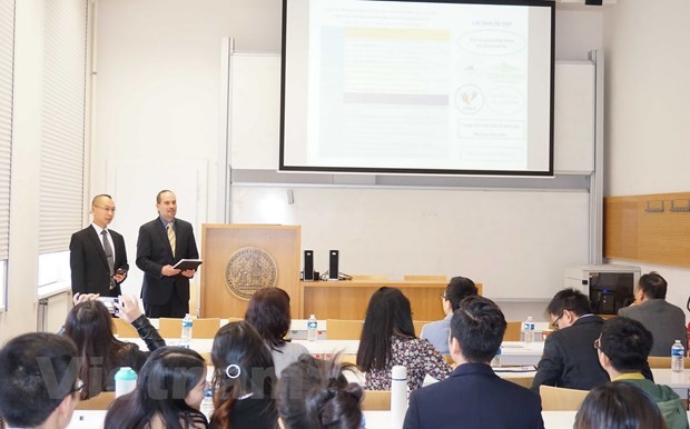 Science research workshop held for young Vietnamese intellectuals in Czech Republic