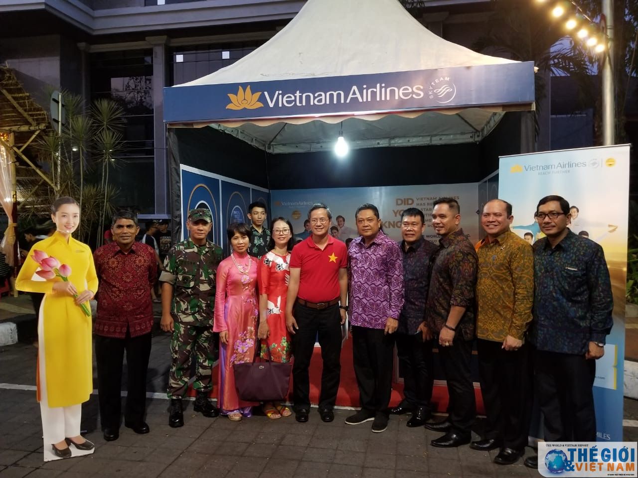Vietnamese tourism promoted at Indonesia’s Denpasar Street Festival