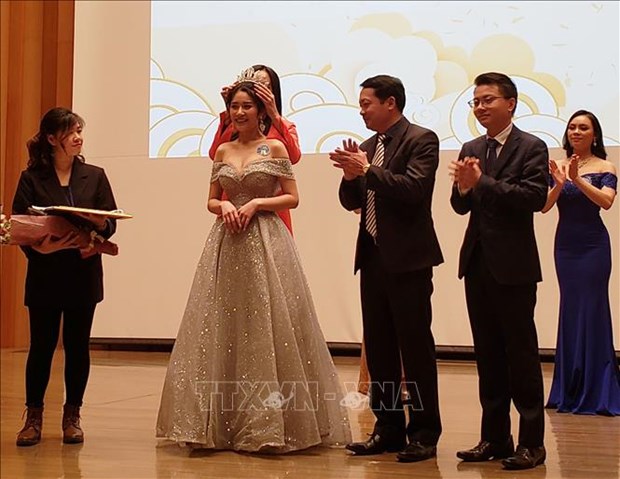 Vietnamese Youth and Student Association in Japan holds beauty contest