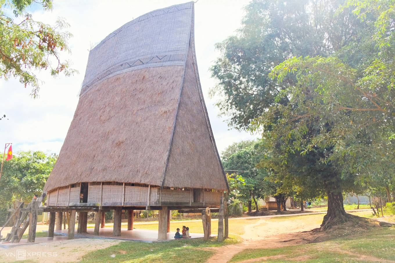 Central Highlands region’s most beautiful Rong house