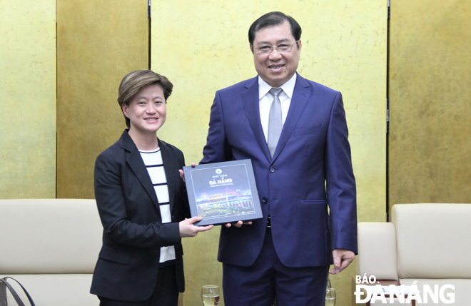 Da Nang increases cooperation with Singapore in diverse areas