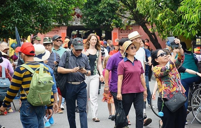 Tourists feel safe in Hoi An ancient city