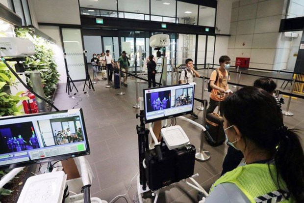 Singapore issues yellow alert for coronavirus outbreak