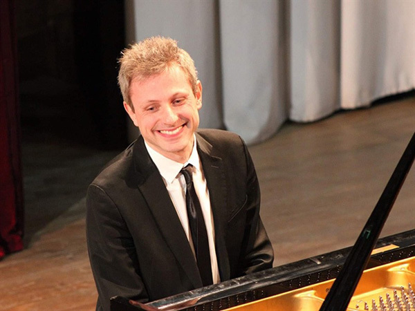 French pianist Maxime Zecchini’s performances to begin in Ho Chi Minh city