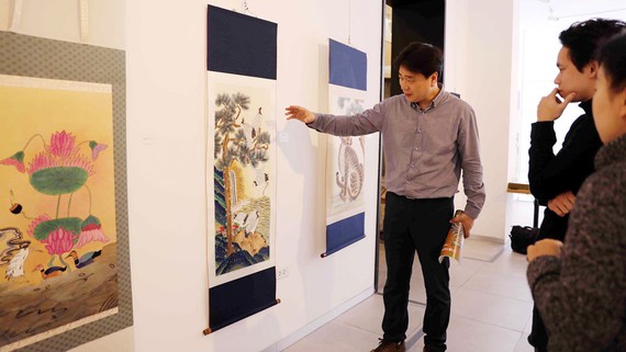 Korean folk paintings on display in Hanoi