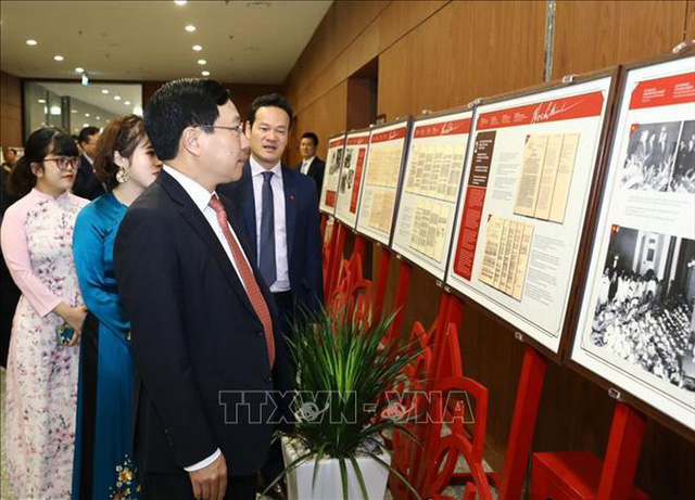 Exhibition Ho Chi Minh - Life and career