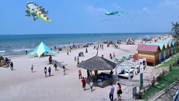 Binh Thuan launches tourism promotion program to woo visitors