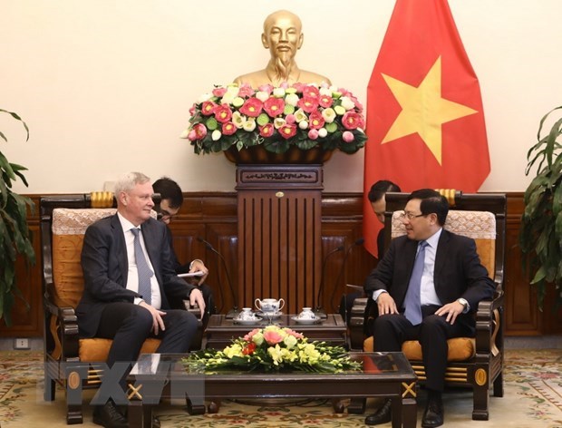 Deputy PM Pham Binh Minh receives Russian deputy foreign minister