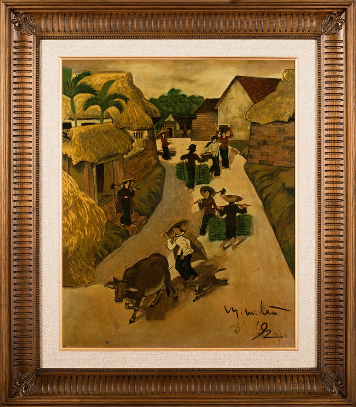 100 traditional lacquer paintings on display in Hanoi