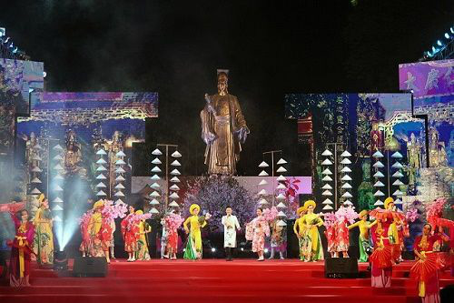 Promoting cultural external activities in Hanoi
