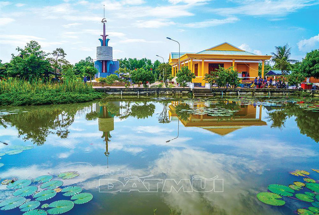 Investigating 32 typical cultural heritages in Ca Mau