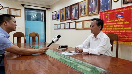 Vietnamese community in Cambodia actively prevent COVID-19