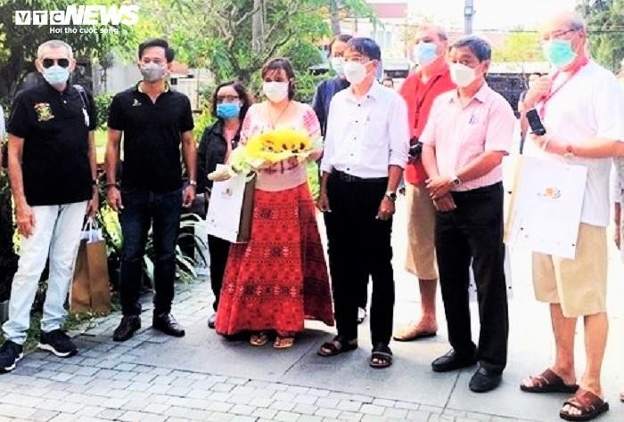Foreign tourist appreciates after leaving Vietnam’s quarantine area