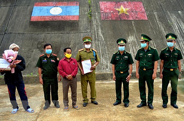 Lao patient handed over after medical treatment