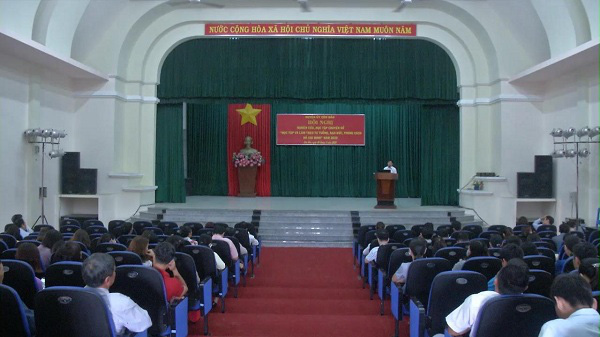 Studying and following President Ho Chi Minh s ideology, morality and style in Con Dao
