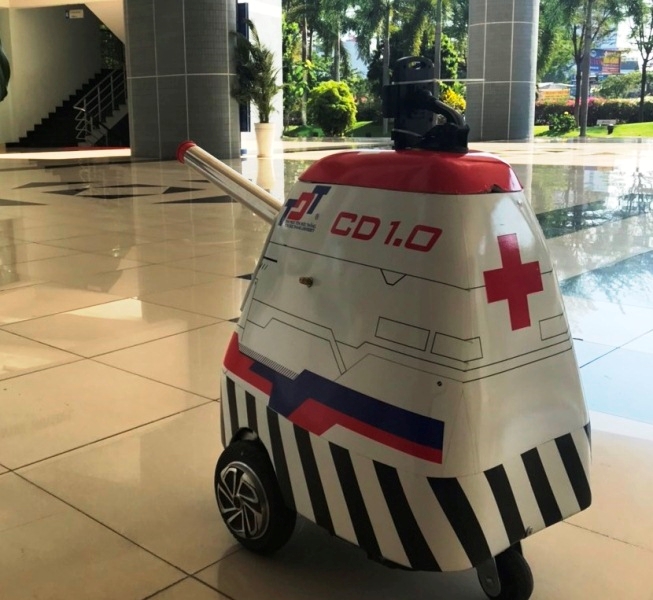 Multipurpose robots manufactured by Ton Duc Thang University to fight COVID-19