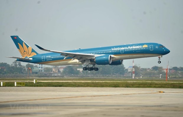 Over 340 Vietnamese brought home from Singapore