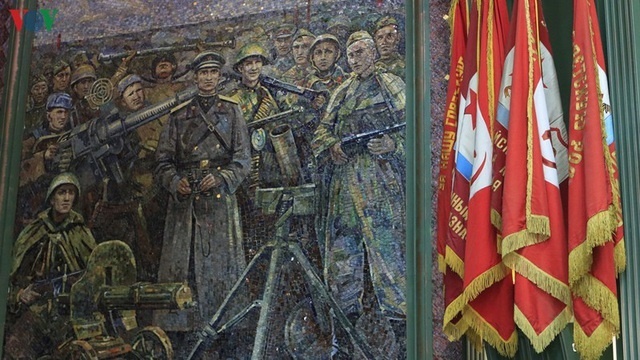 Russia honours 7 Vietnamese Red Army soldiers