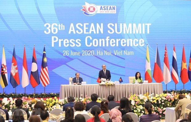PM Nguyen Xuan Phuc 36th ASEAN Summit a success