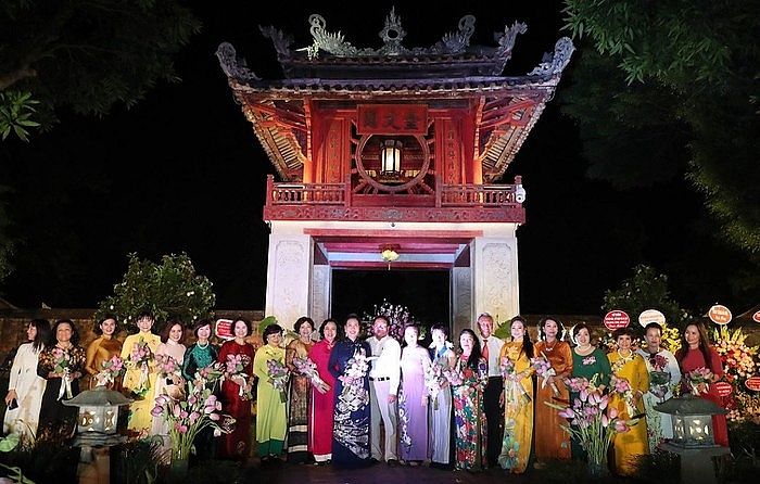 Women s Club promotes Vietnamese cultural heritages