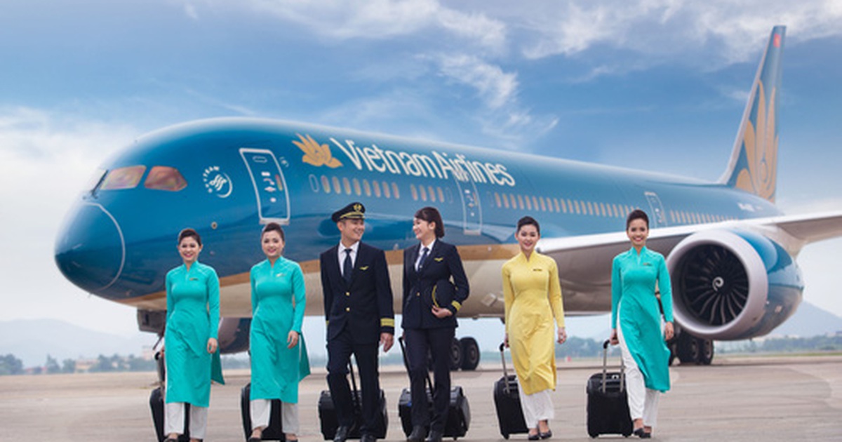 Vietnam Airlines launches three more domestic air routes