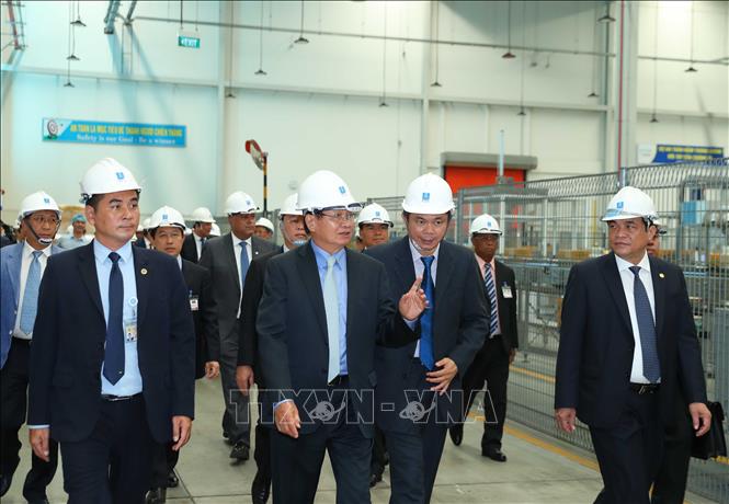 Lao Prime Minister visits Vietnam’s investment attraction “bright spot”