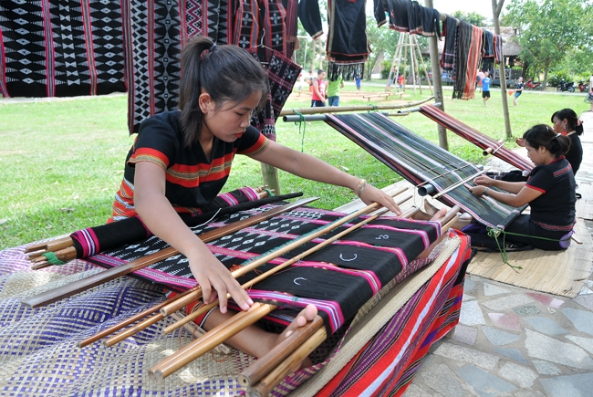 Traditional costumes of ethnic minority groups in the Central Highlands