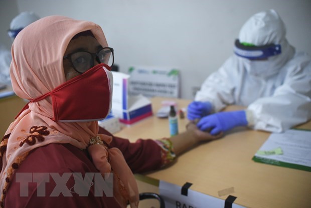 COVID-19 cases rise sharply in Indonesia, Philippines