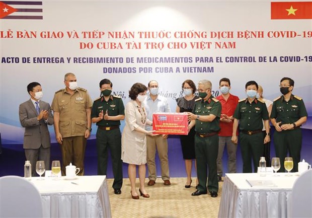 Vietnam receives medicine from Cuba to fight COVID-19