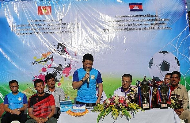 Friendly football tournament held in Cambodia to mark Vietnam’s National Day
