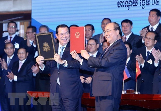 Vietnam, Cambodia exchange border topographic maps