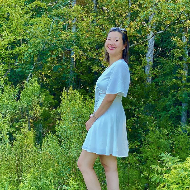 Female Vietnamese-American lecturer wants to teach English to poor children