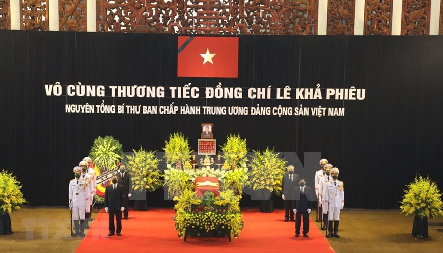 Nation mourns former Party chief Le Kha Phieu