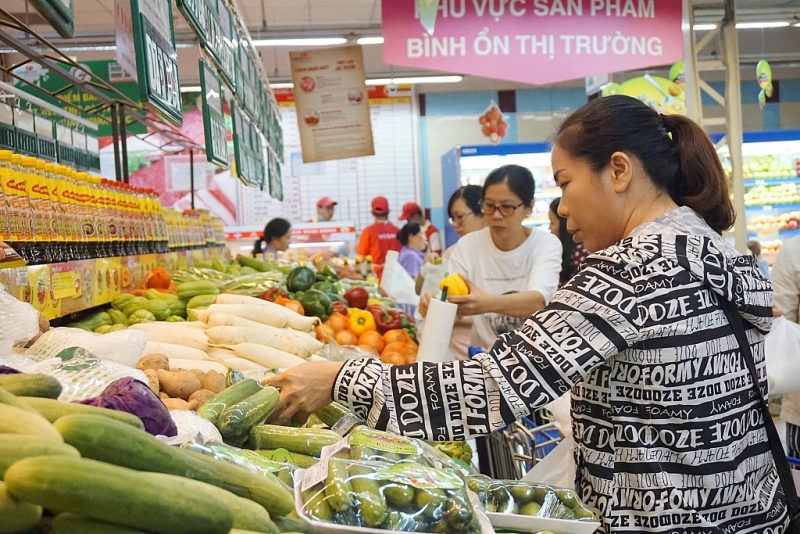 Saigon Co op shares spending pressure with consumers