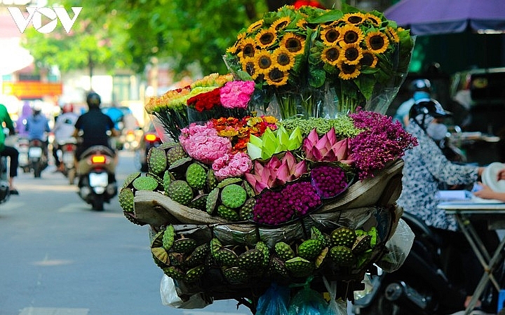 Hanoi specialties in autumn