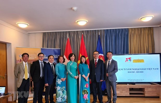 Activities mark Vietnam s National Day in Europe