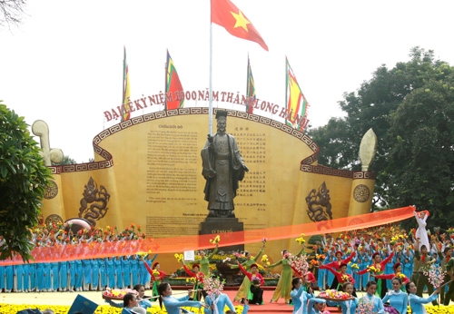Dissemination on 1010th anniversary of Thang Long – Hanoi