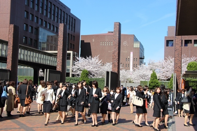 Vietnamese students in Japan launch online school fair