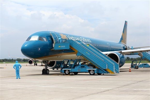 Vietnam Airlines conducts first routine international flight since pandemic