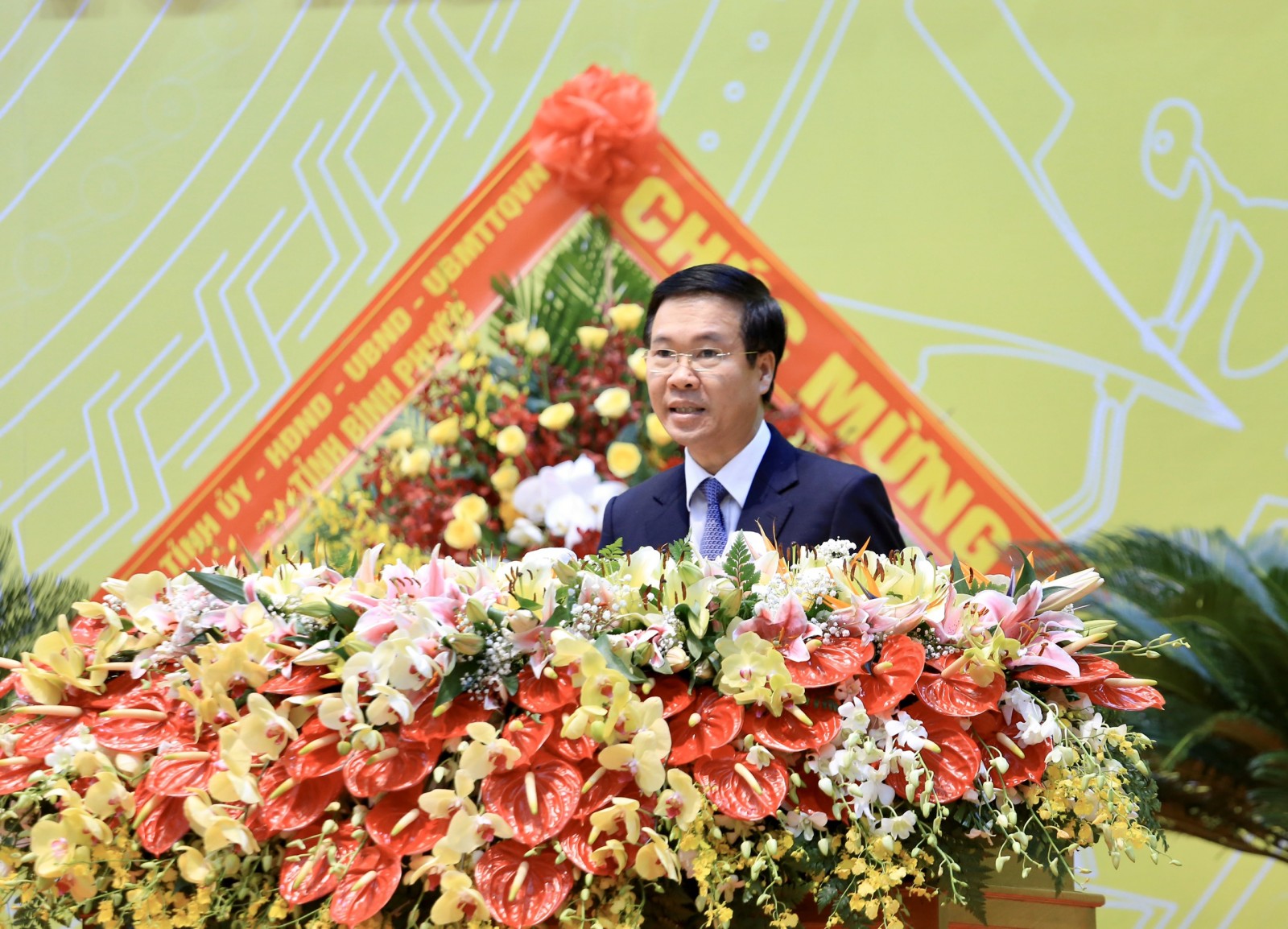 Binh Duong requested to continue to realize strategic breakthroughs